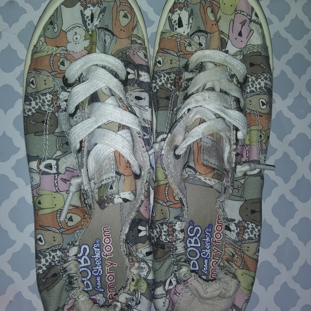 Bobs Sketchers dog print